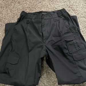 Men’s 5.11 tactical cargo pants